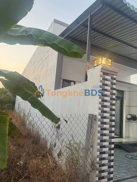 Nhà riêng Phú Tân Bến Tre 95m² 900 triệu - Giá tốt hiếm có