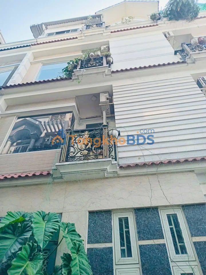 Nhà An Dương Vương P16 Q8 50m² 7 tỷ - Ô tô vào tận nhà