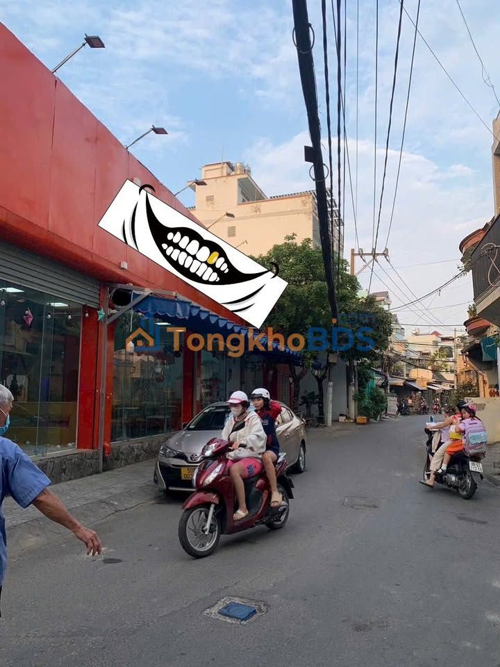 Nhà phố Hoàng Xuân Nhị Tân Phú 8.5 tỷ - Mặt tiền kinh doanh