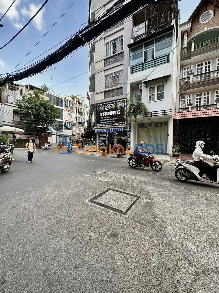 Nhà riêng Tô Hiến Thành Q.10 40m² 10 tỷ - Ô tô vào tận nhà