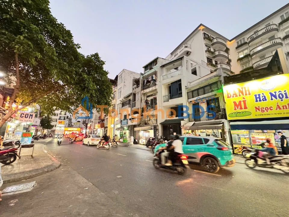 Nhà phố Huỳnh Văn Bánh Phú Nhuận 30m² 9.3 tỷ - Chính chủ bán