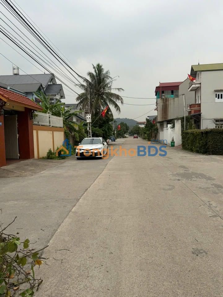 Đất nền Sóc Sơn Quảng Hội 119m² - Sổ đỏ chính chủ, bán gấp