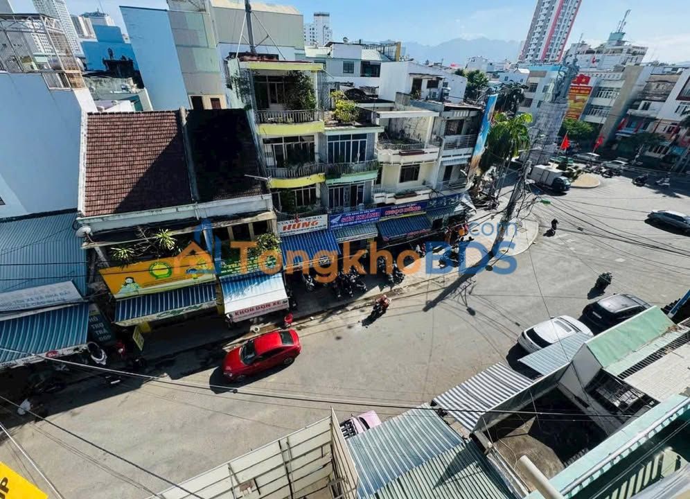 Nhà riêng Trần Quý Cáp 105m² 17 tỷ - Ô tô vào tận nhà