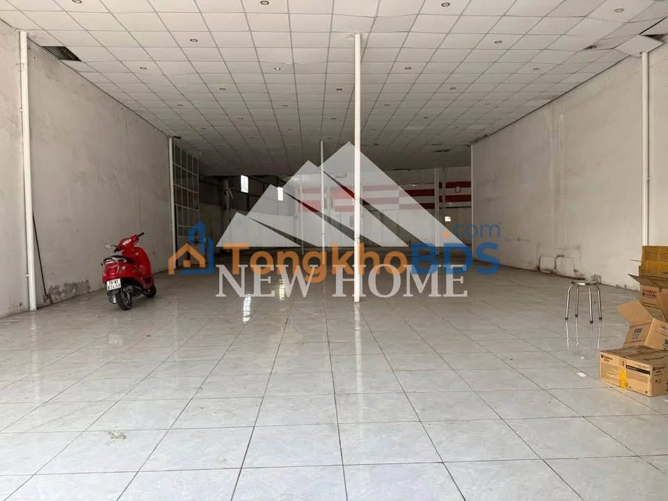 Mặt bằng 2/4 Nha Trang 800m² 70 triệu/tháng - Mặt tiền kinh doanh