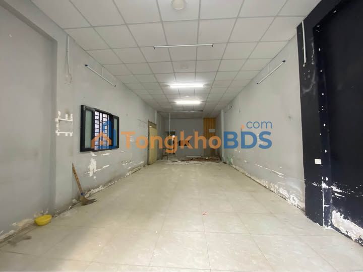 Nhà mặt tiền Nha Trang 125m² 15 triệu - KD sầm uất