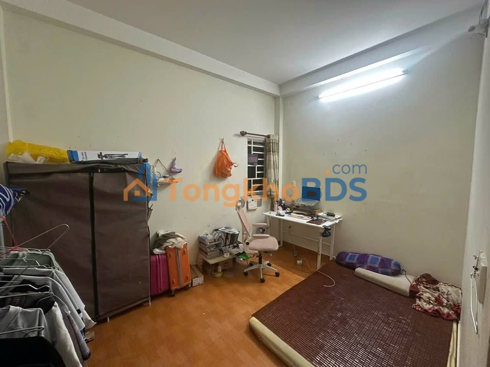 Nhà nguyên căn Lê Đình Thám 2.4 triệu - Sẵn sàng ở ngay