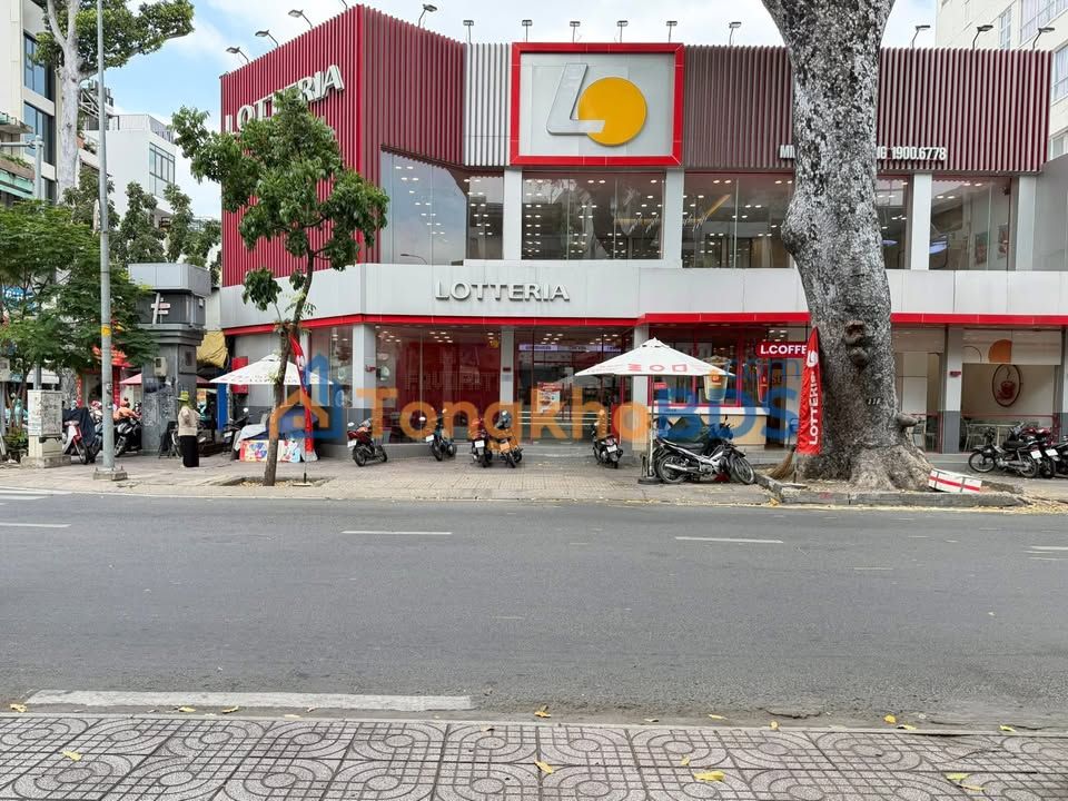 Nhà Lý Chính Thắng Quận 3 60m² 29.999 tỷ - Ô tô vào tận nhà