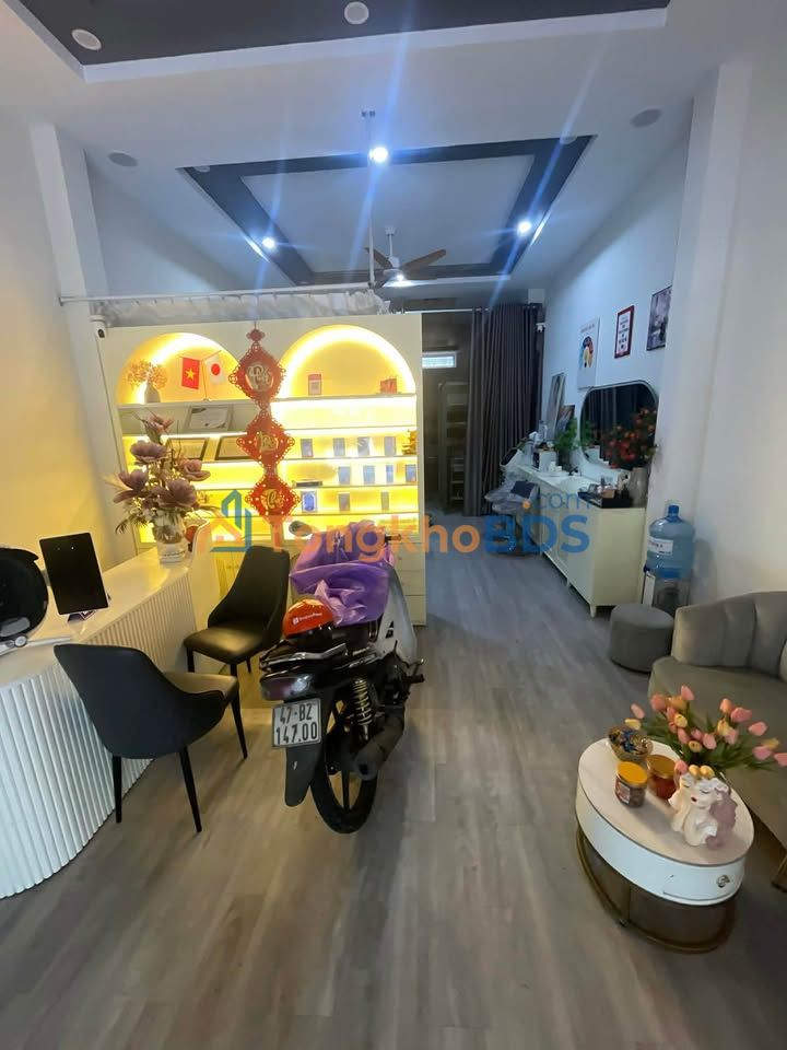 Store Lê Thanh Nghị 60m² giá 10 triệu - Mặt tiền kinh doanh
