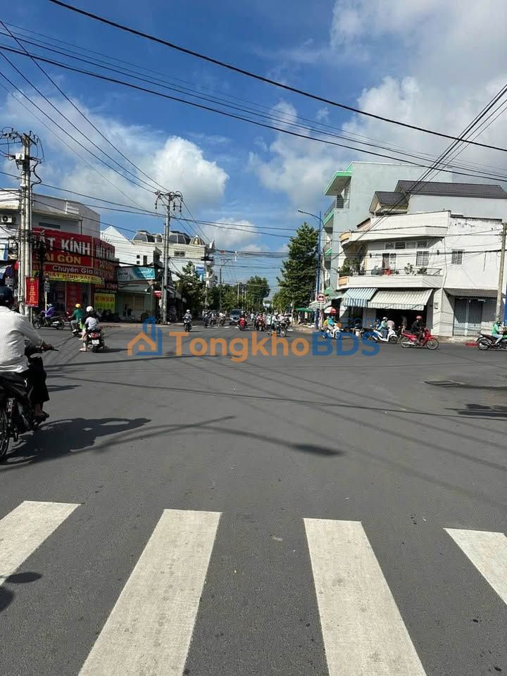 Nhà mặt tiền Đỗ Văn Thi Hiệp Hòa 77m² 7.9 tỷ - Ô tô vào tận nhà