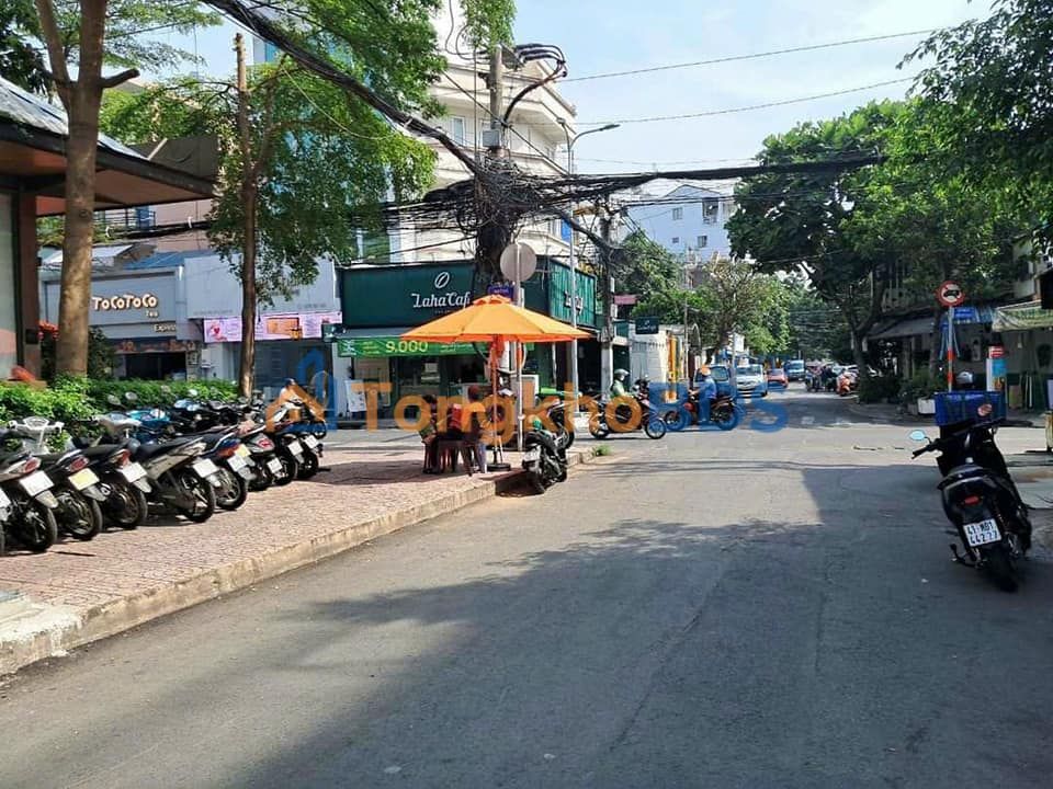 Nhà mặt tiền Bạch Mã Q10 78m² 6.25 tỷ - Ô tô vào