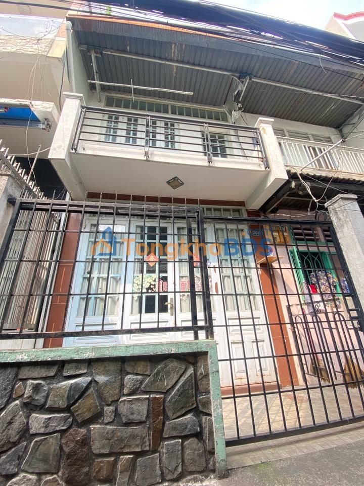 Nhà Lạc Long Quân Q11 70m² giá 5.6 tỷ - Chính chủ bán