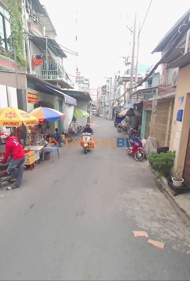 Nhà riêng Tân Phú 4x24m 10.7 tỷ - Chính chủ ô tô vào