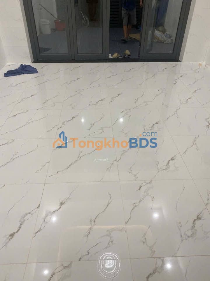 Nhà nguyên căn Hóc Môn 64m² 7 triệu - Ô tô vào tận nhà