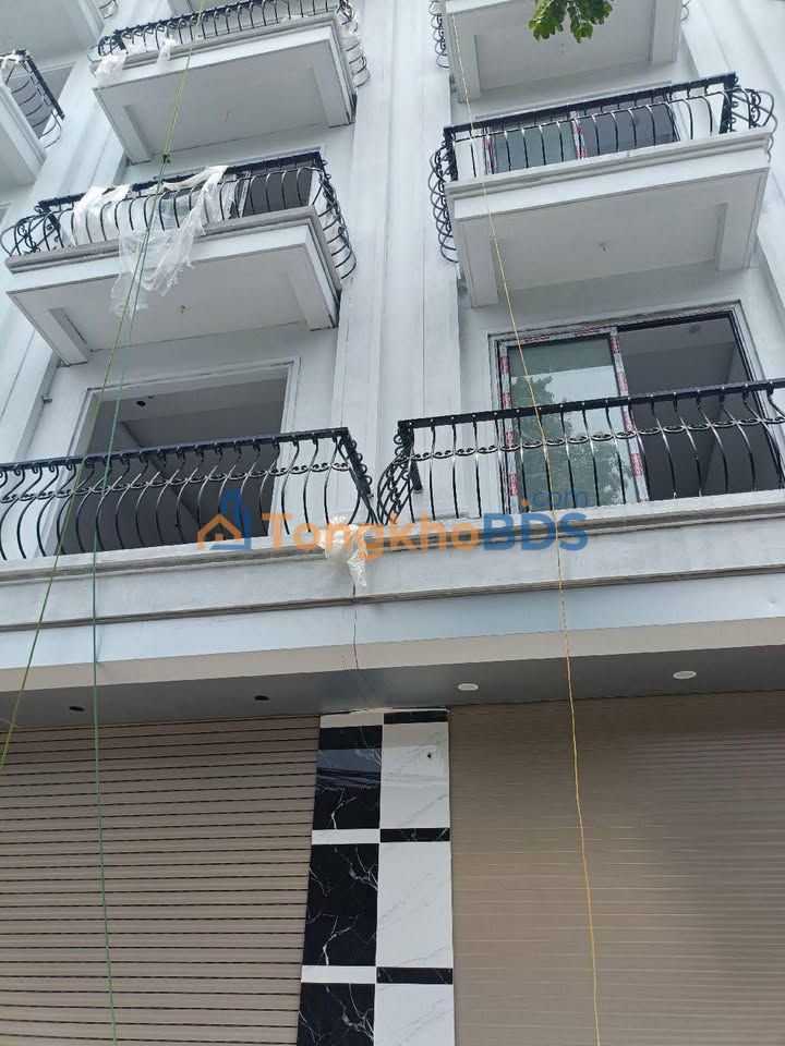 Nhà riêng Lĩnh Nam 30m² 7.5 tỷ - Ô tô vào tận nhà