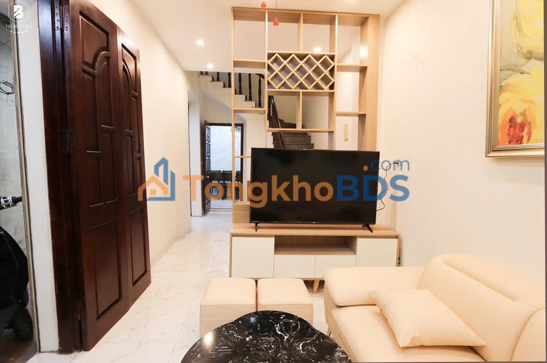 Nhà Ngọc Thụy Long Biên 32m² giá 6.3 tỷ, sẵn sàng ở ngay