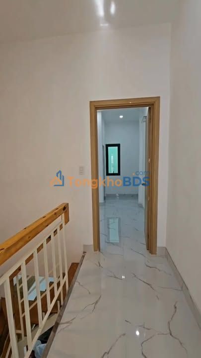 Nhà phố Khánh Hội Q4 41m² 4,5 tỷ - Sẵn sàng ở ngay