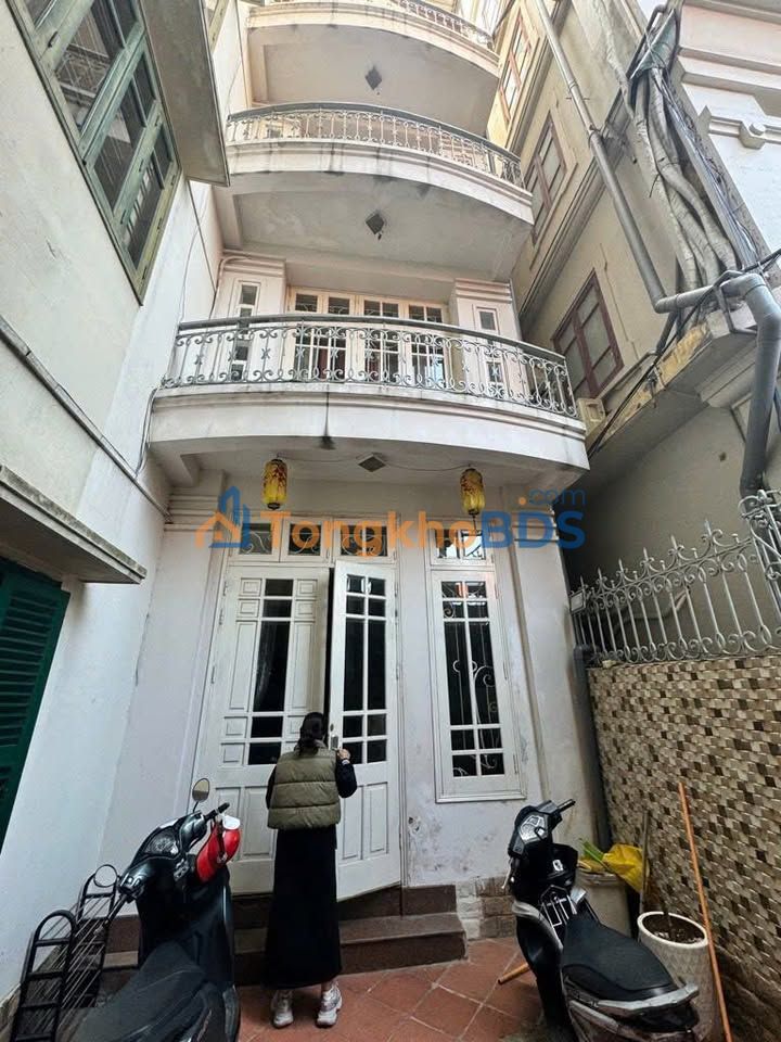 Nhà riêng Nguyễn Lương Bằng 65m² - Ô tô đỗ cổng, sẵn sàng ở