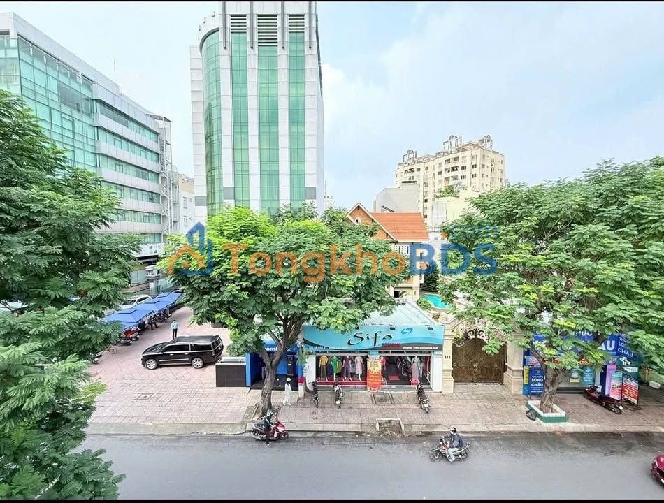 Nhà phố Lê Văn Sỹ Tân Bình 70m² 24 tỷ - Mặt tiền kinh doanh