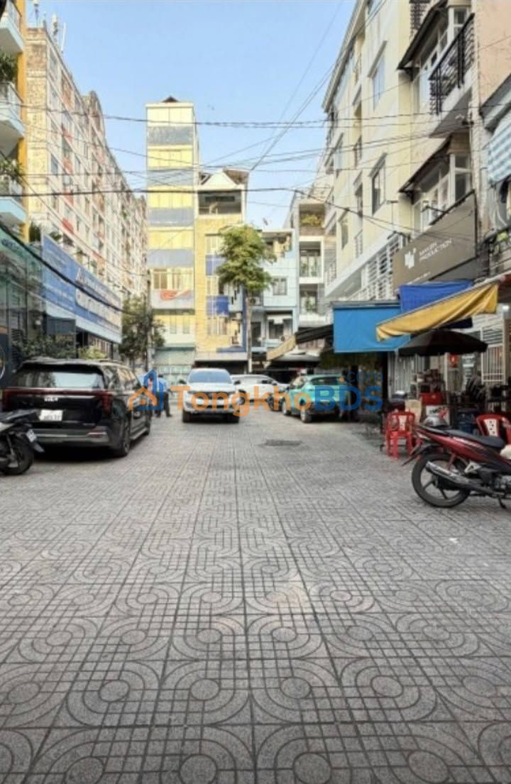 Nhà Ba Tháng Hai Q10 64m² 17.5 tỷ - Ô tô vào tận nhà