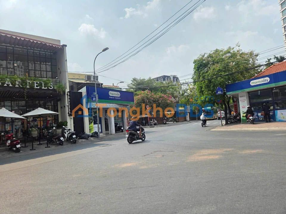 Nhà phố Thảo Điền 84m² 110 triệu - Mặt tiền kinh doanh