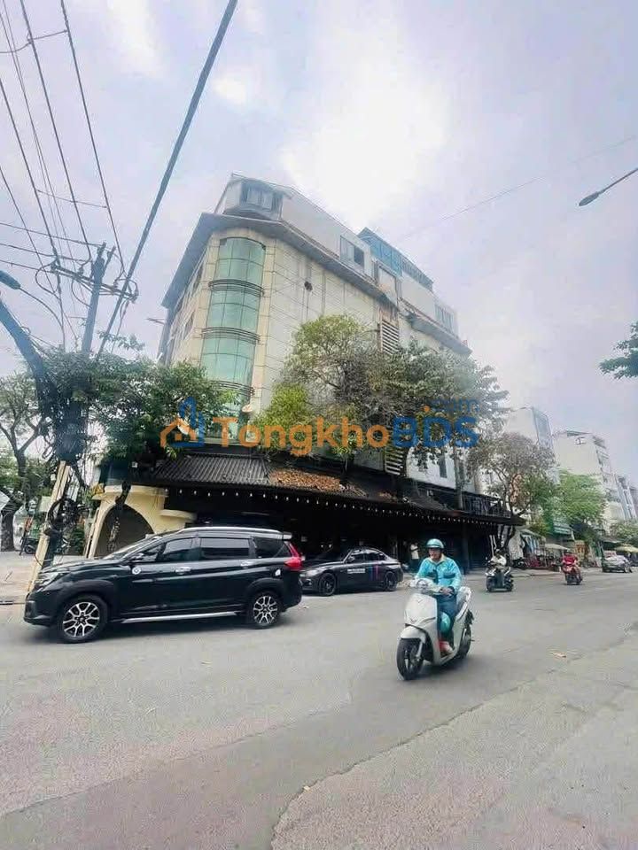 Nhà phố Quận 10 168m² giá 350 triệu - Mặt tiền kinh doanh