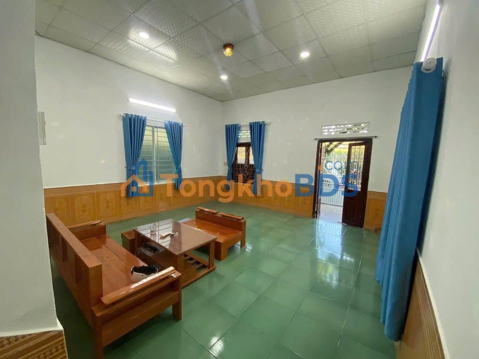 Nhà riêng Vĩnh Hòa Nha Trang 10 triệu/tháng - Sẵn sàng ở ngay