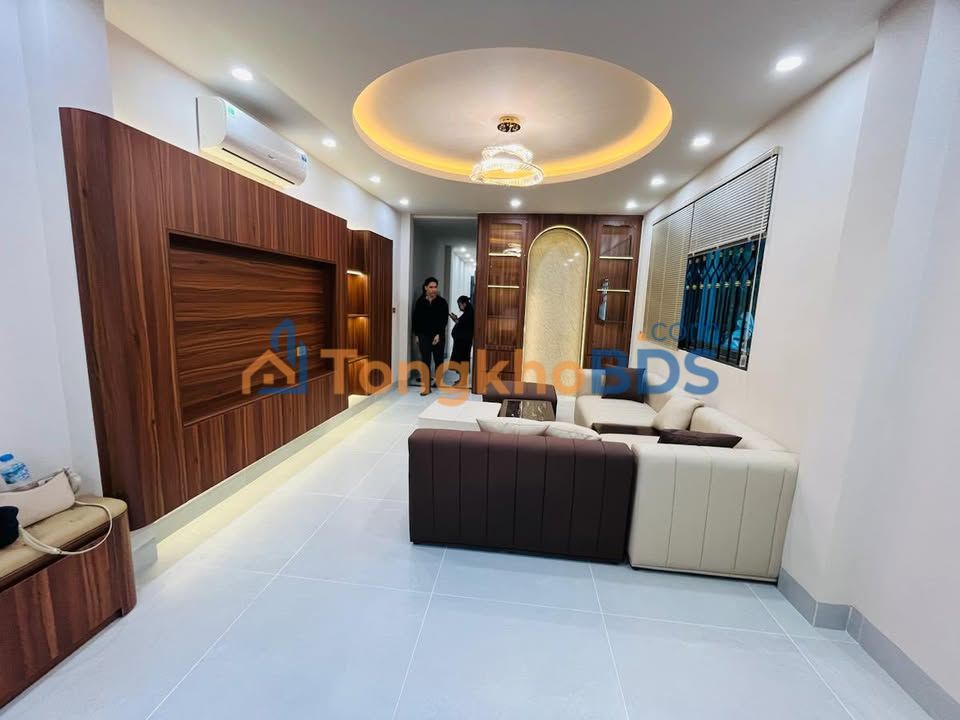 Nhà ngõ 120 Tân Mai Hoàng Mai 34m² 7.6 tỷ Chính chủ bán