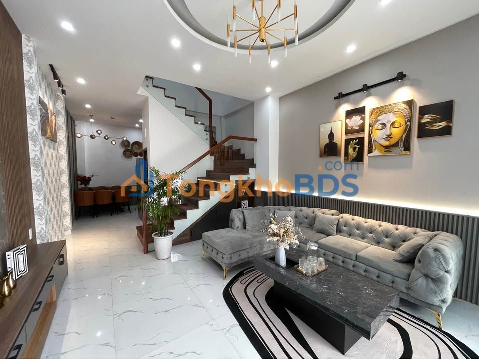 Nhà Quảng Trường Hải Châu 50m² full nội thất sẵn ở