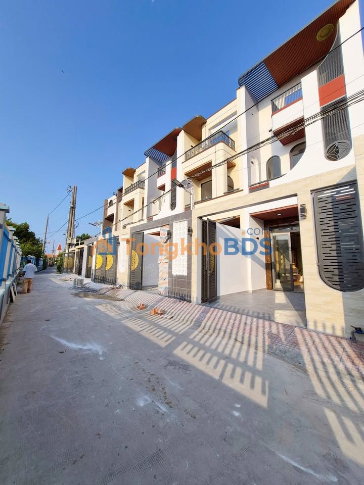 Nhà TL826 Bình Chánh 113m2 giá 2.75 tỷ - Sẵn sàng ở ngay