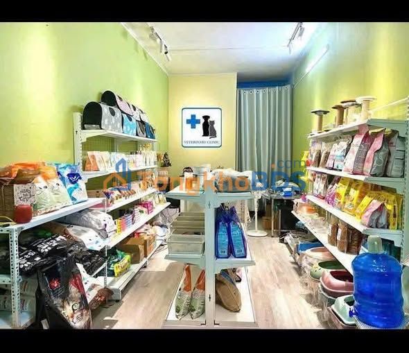 Nhà nguyên căn Trương Định 135m² 8 triệu - Ô tô vào tận nhà