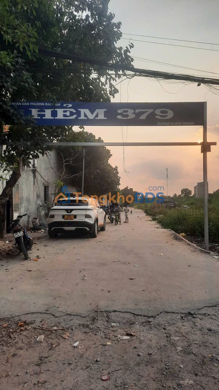 Đất nền Quang Trung Rạch Giá 100m² 700tr - Sổ đỏ chính chủ