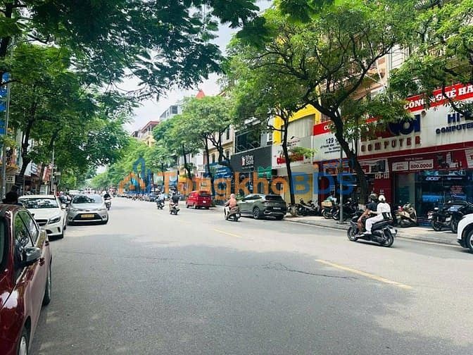 Nhà mặt phố Lê Thanh Nghị 62m2 giá 35 tỷ - Chính chủ bán