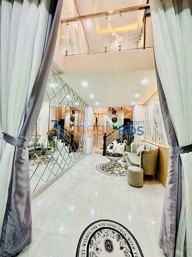 Nhà Hoàng Hoa Thám P.5 40m² 1,72 tỷ - Ô tô vào tận nhà