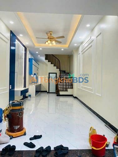 Nhà Lý Thường Kiệt Q.10 56m² giá 2,15 tỷ - Ô tô vào tận nhà