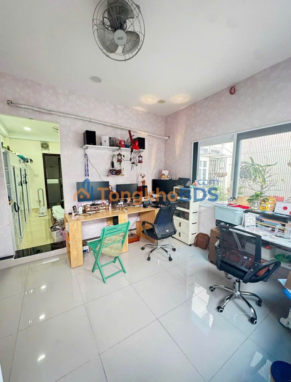 Nhà riêng Nguyễn Suý Tân Phú 110m² 12 tỷ - Ô tô vào tận nhà