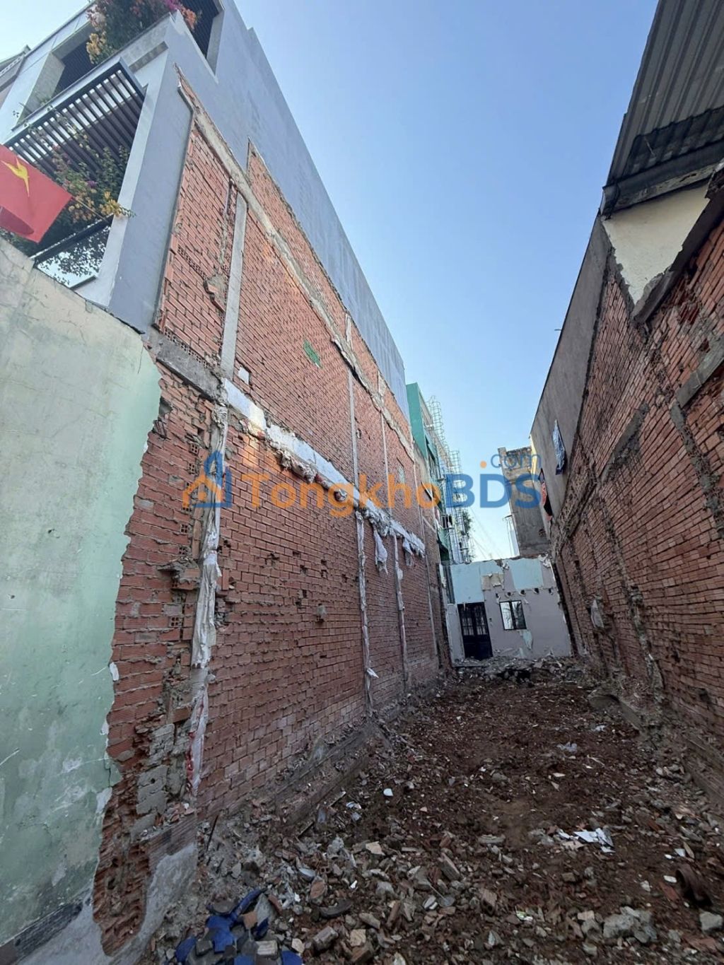 Nhà Nguyễn Ngọc Nhựt Tân Phú 60m² giá 6,6 tỷ - Ô tô vào tận nhà