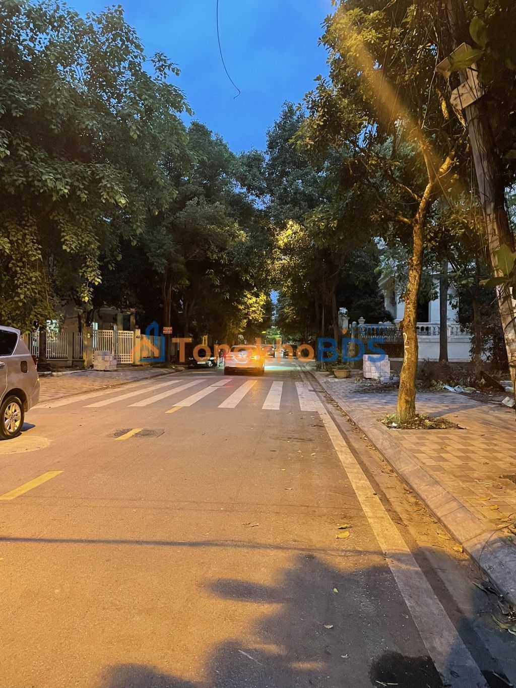 Biệt thự Tây Hồ Nhật Tân 230m² giá 145 tỷ - Ô tô vào tận nhà