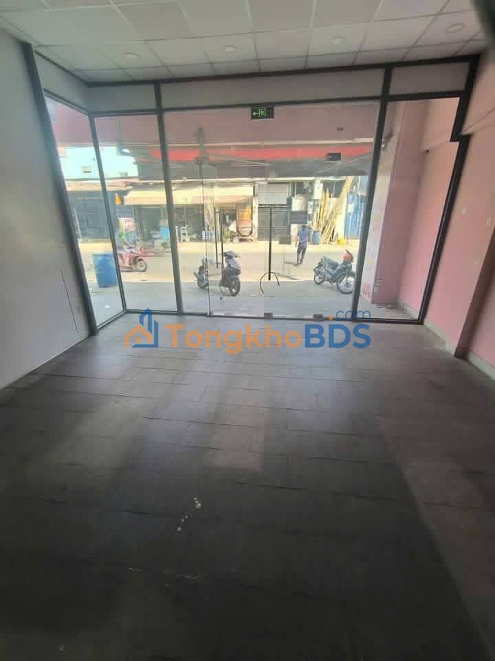 Nhà mặt tiền Tăng Nhơn Phú B 200m2 17 triệu - Kinh doanh