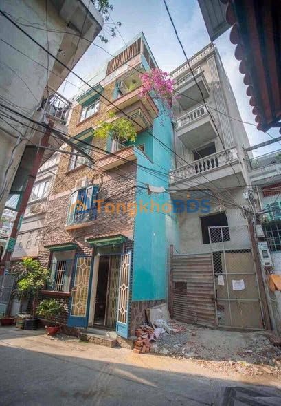 Nhà cho thuê CMT8 Q10 25m² 18.5 triệu - Ô tô vào tận nhà