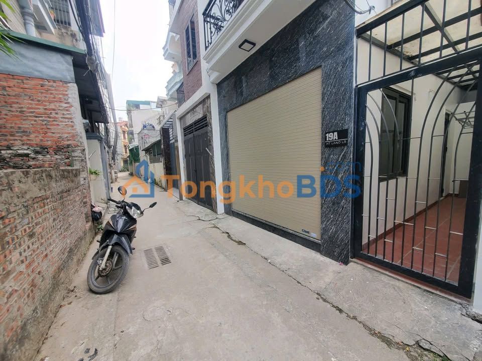 Nhà Thạch Bàn Long Biên 53m² 8.1 tỷ - Ô tô đỗ cửa