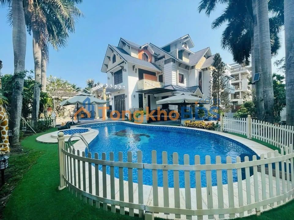 Villa Thủ Đức Nguyễn Văn Hưởng 875m² 1.2 triệu - Sẵn sàng
