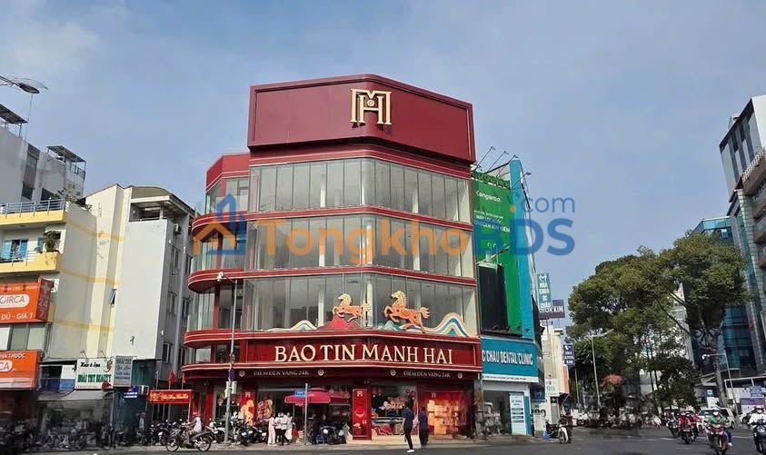 Nhà mặt tiền Nguyễn Trãi Q1 161m² 722 triệu - Ô tô vào tận nhà