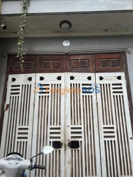 Nhà riêng Ngõ 68 Cầu Giấy 40m² 14 triệu - Ô tô vào nhà
