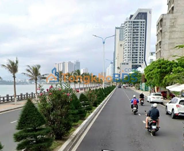 Nhà hàng Phạm Văn Đồng 680m² 100tr - Thích hợp KD