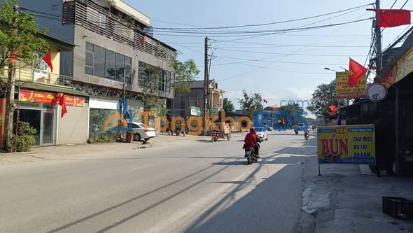 Nhà 2 tầng Phạm Hồng Thái Hưng Nguyên 201m² - Ô tô vào tận nhà