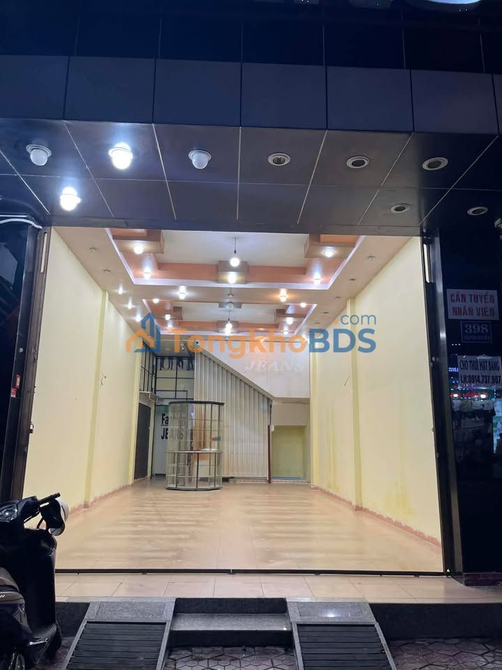 Nhà phố Nguyễn Nghiêm Tư Nghĩa 12 triệu/tháng - Mặt tiền kinh doanh