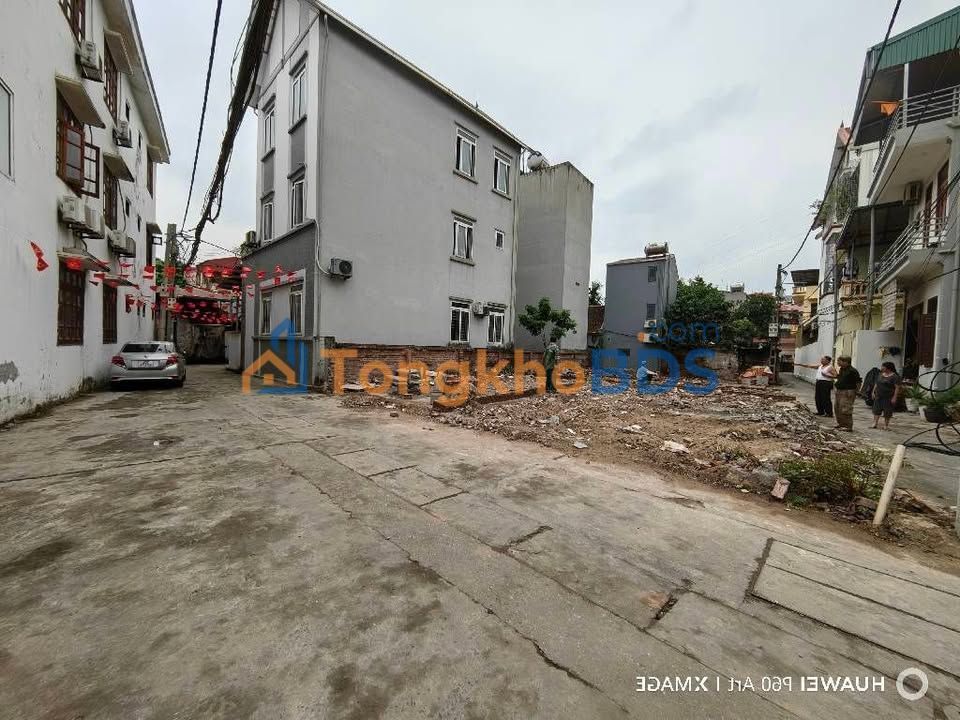 Đất nền Phường Đông Ngạc 100m² 17 tỷ - Đường to ô tô