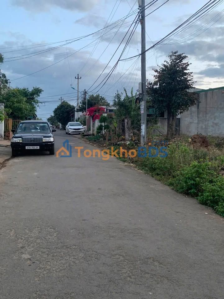 Nhà mặt tiền Nguyễn Cảnh Di 175m2 1.5 tỷ - Mặt tiền KD