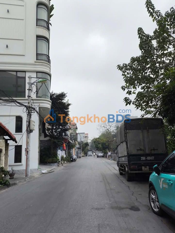 Đất nền Việt Hưng Long Biên 68m² 10.5 tỷ - Sổ đỏ chính chủ