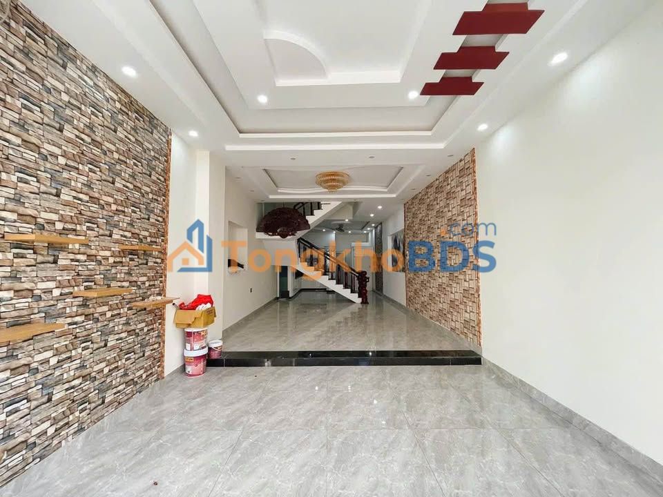 Nhà hẻm 102 Nguyễn Tất Thành Buôn Ma Thuột 9 triệu - Sẵn sàng ở ngay